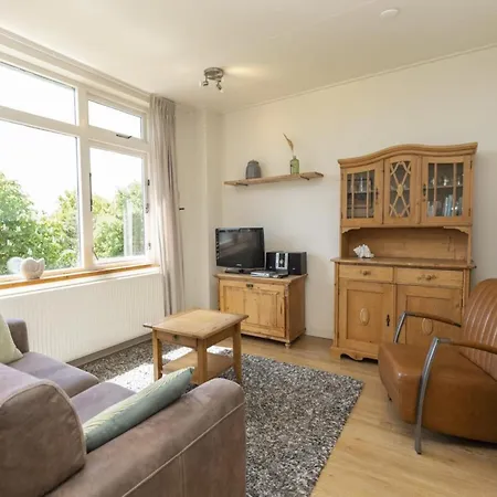 Beautiful Seaside Retreat De Koog (Texel)